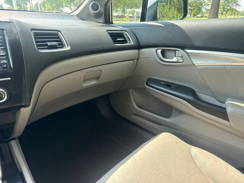 Used 2013 Honda Civic EX-L image 17