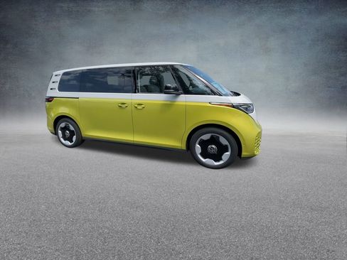 New 2025 Volkswagen ID. Buzz Pro S Plus image 28