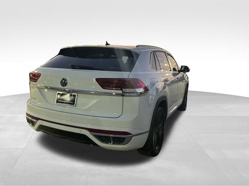 Used 2021 Volkswagen Atlas Cross Sport SE w/ Panoramic Sunroof Package image 4