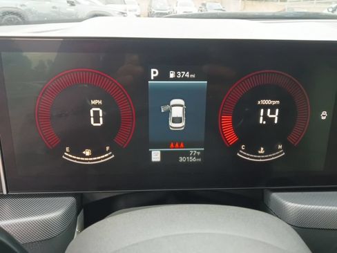Used 2025 Hyundai Sonata SEL FWD image 2