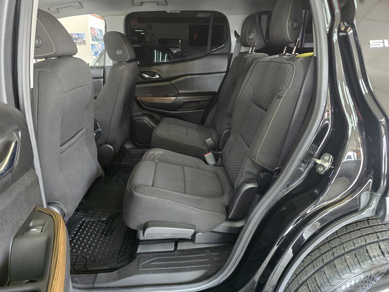 Used 2018 GMC Acadia SLE w/ Driver Alert Package I AWD/4WD image 11