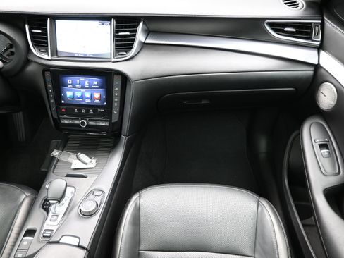 Used 2019 INFINITI QX50 Essential w/ Proactive Package FWD image 39