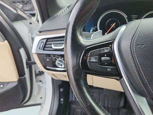 Used 2018 BMW 530e xDrive 530e xDrive iPerformance image 24