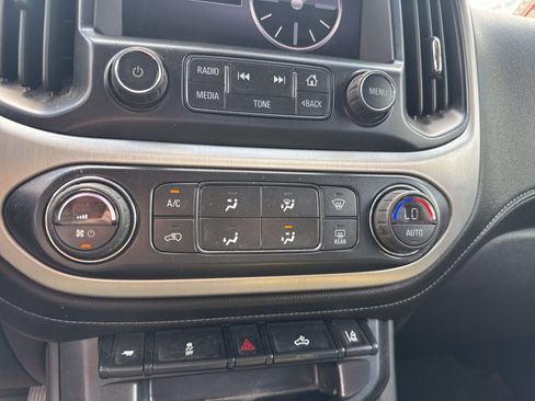 Used 2015 GMC Canyon SLE w/ SLE Convenience Package AWD/4WD image 25