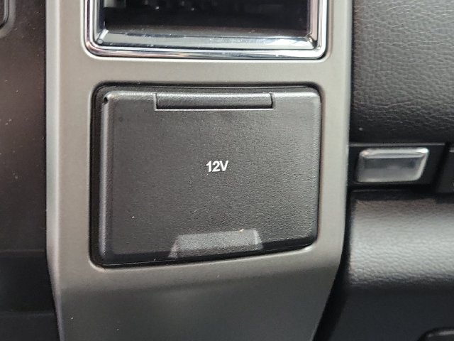 Used 2021 Ford Expedition XLT AWD/4WD image 32