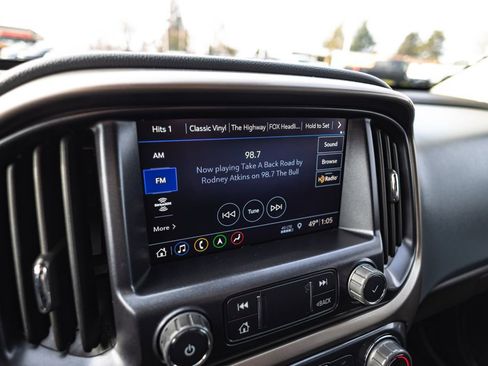 Used 2022 Chevrolet Colorado Z71 w/ Trail Boss Package image 22