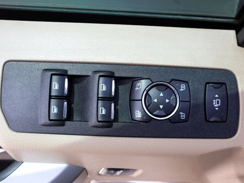 Used 2017 Ford F350 Lariat w/ Lariat Ultimate Package image 11