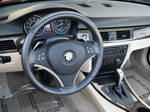 Used 2011 BMW 328i Convertible image 54