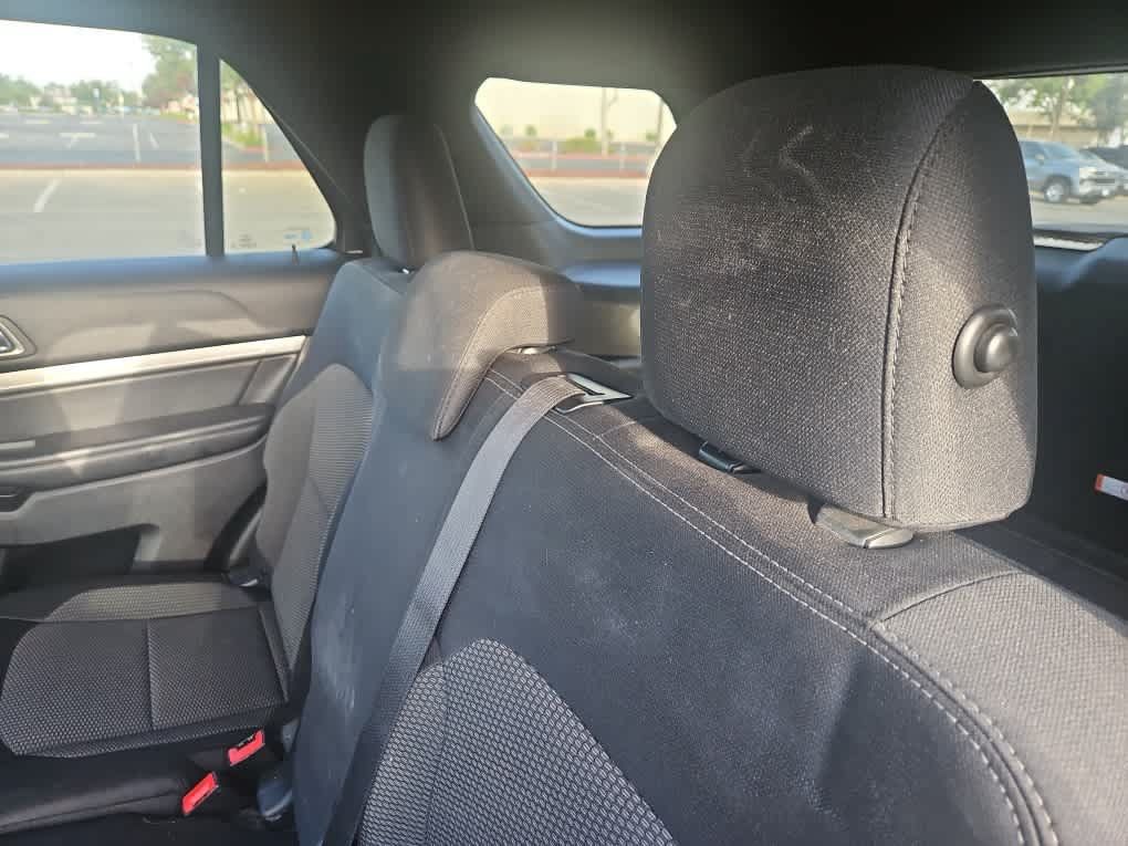 Used 2019 Ford Explorer XLT w/ Equipment Group 201A AWD/4WD image 13