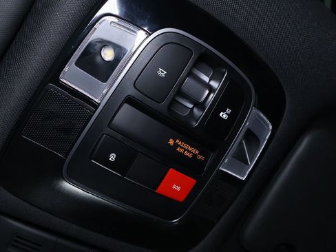 Used 2024 Hyundai Santa Cruz SEL w/ Activity Package image 26