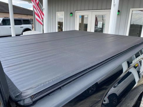 Used 2016 GMC Canyon SLE image 29