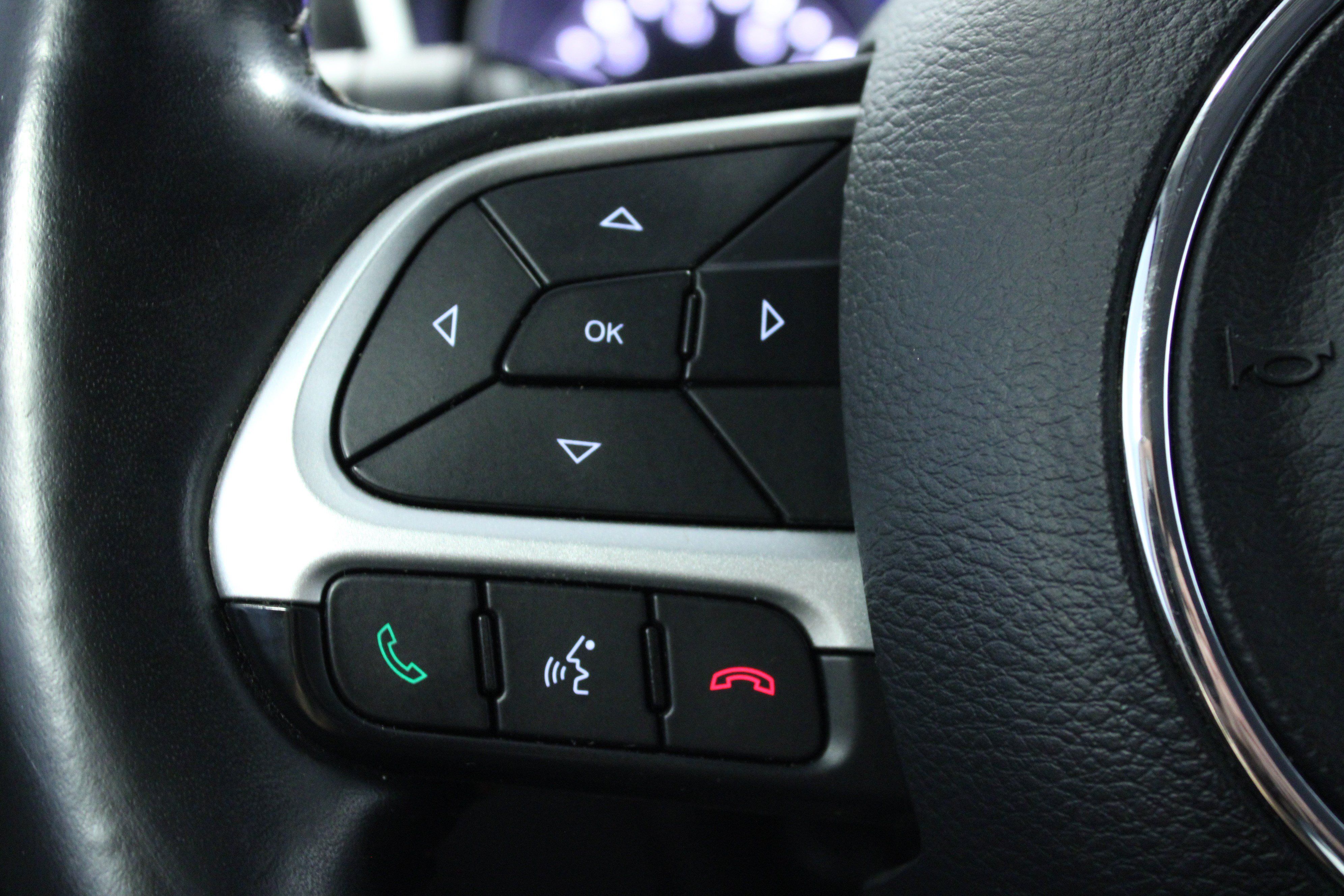 Used 2019 Jeep Compass Latitude w/ Popular Equipment Group AWD/4WD image 20