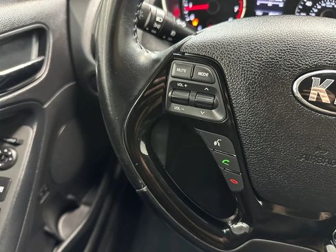 Used 2017 Kia Forte EX image 17