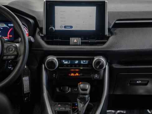 Used 2024 Toyota RAV4 LE image 18