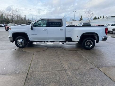 Used 2021 Chevrolet Silverado 3500 LTZ w/ LTZ Convenience Package image 4