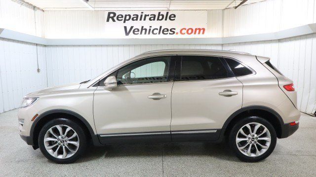 Used 2017 Lincoln MKC Select w/ Select Plus Package AWD/4WD image 1