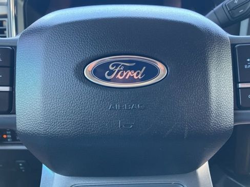 Used 2024 Ford F350 Lariat w/ Lariat Ultimate Package AWD/4WD image 32