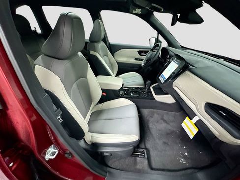 New 2026 Subaru Forester Limited image 29