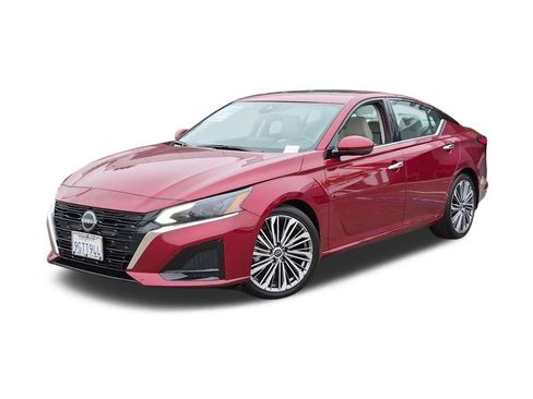 Certified 2023 Nissan Altima 2.5 SL FWD image 1
