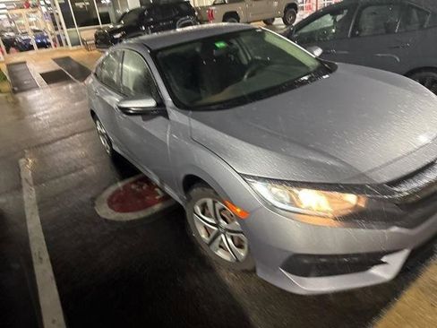 Used 2018 Honda Civic LX image 3