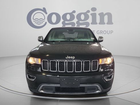 Used 2017 Jeep Grand Cherokee Limited AWD/4WD image 6
