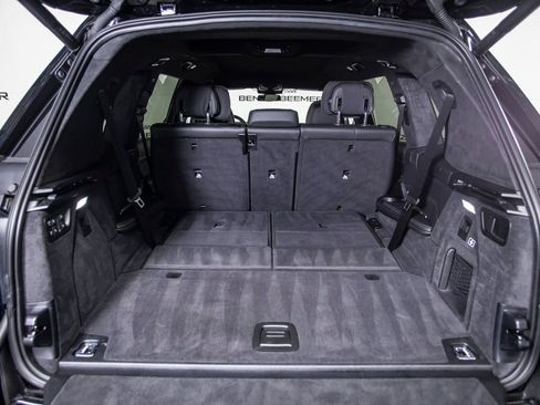 Used 2025 BMW X7 xDrive40i w/ M Sport Package image 10