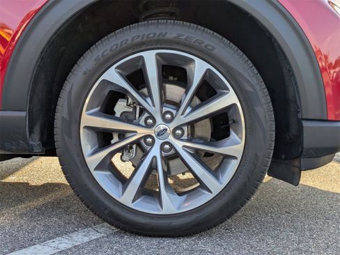 Used 2025 Ford Explorer Platinum w/ Ultimate Package image 12