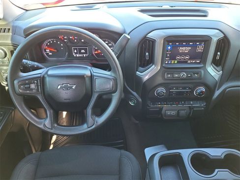 Certified 2024 Chevrolet Silverado 1500 Custom Trail Boss w/ Turbomax Blackout Package image 9