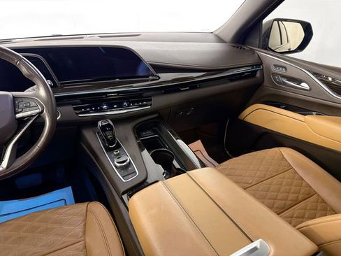 Used 2022 Cadillac Escalade ESV Sport w/ Touring Package image 25