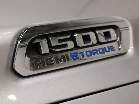 Used 2022 RAM 1500 Limited w/ Body Color Bumper Group image 38