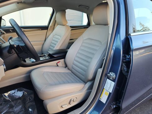 Used 2019 Ford Fusion SEL FWD image 8