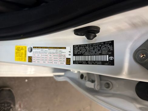 Certified 2024 Toyota Corolla LE image 28