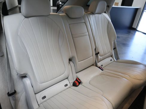 Used 2023 Mercedes-Benz EQS 580 4MATIC SUV image 48