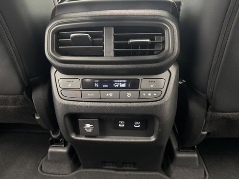 New 2026 Honda Pilot Black Edition image 25