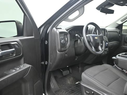 Used 2024 Chevrolet Silverado 1500 Custom RWD image 10