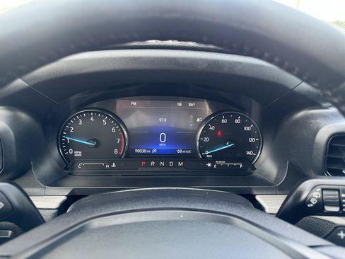 Used 2020 Ford Explorer XLT AWD/4WD image 13