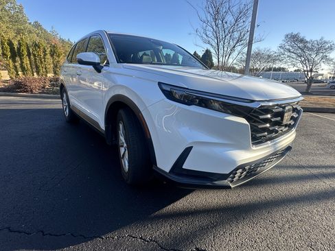 Used 2023 Honda CR-V EX-L image 2