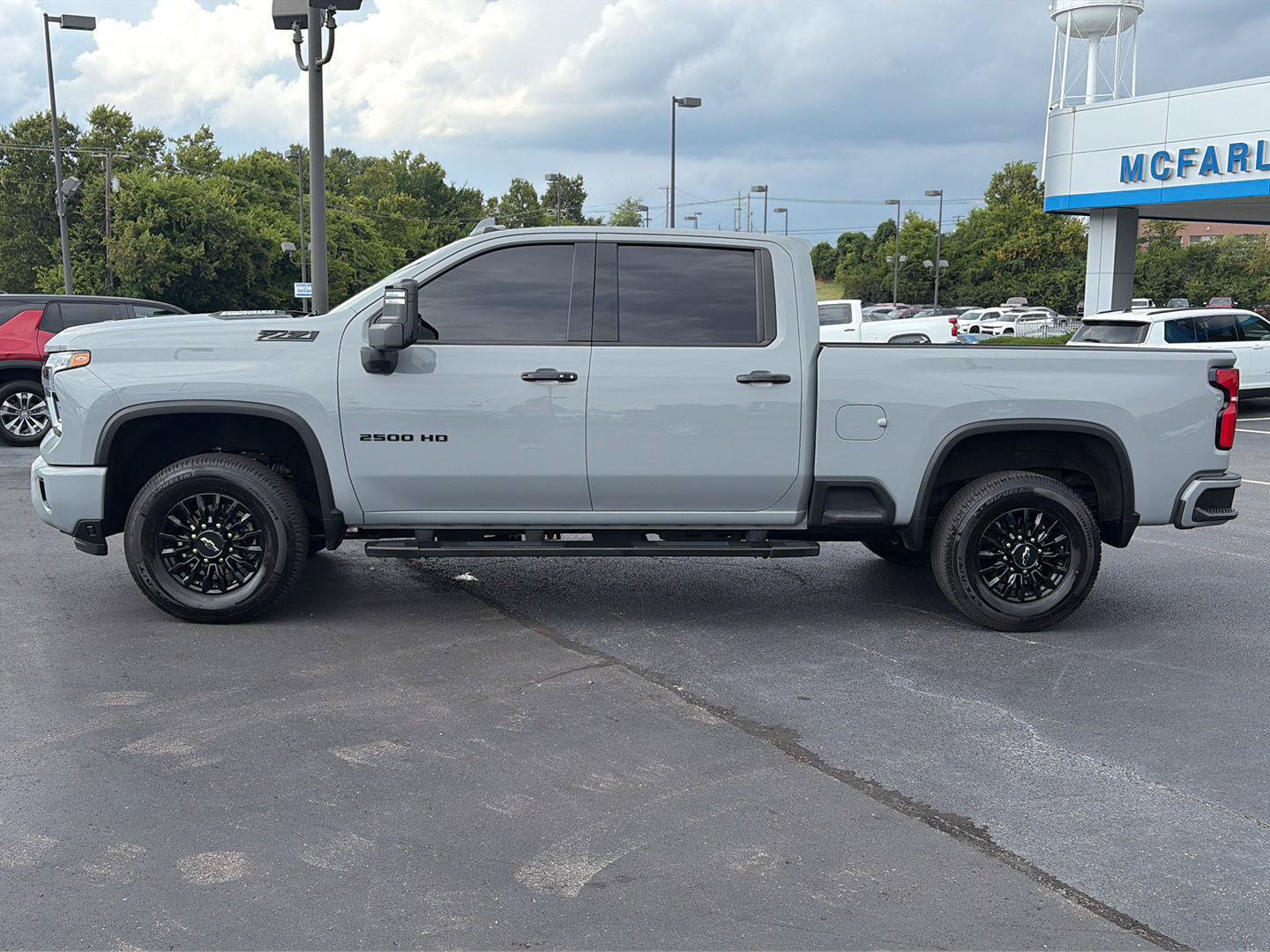 Used 2024 Chevrolet Silverado 2500 LTZ w/ LTZ Plus Package AWD/4WD image 2
