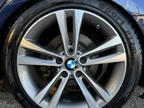 Used 2018 BMW 330i Sedan w/ Convenience Package image 14