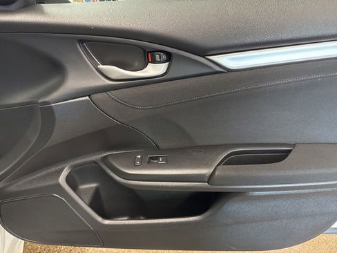 Used 2019 Honda Civic EX image 26