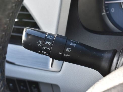 Used 2016 Toyota Sienna XLE image 16