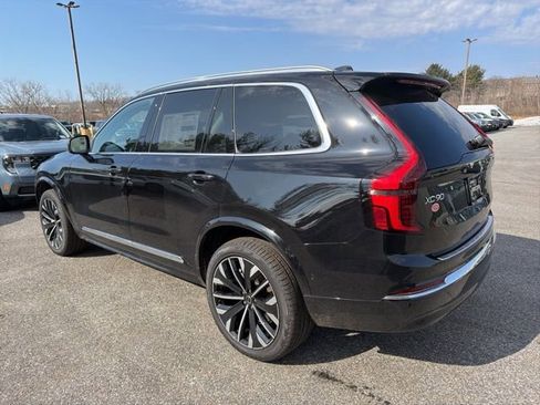 New 2026 Volvo XC90 B6 Plus w/ Protection Package Premier image 5