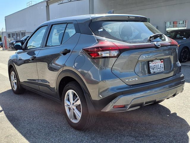 Used 2025 Nissan Kicks Play S FWD image 3