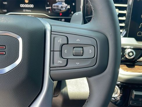 New 2025 GMC Sierra 1500 Elevation image 23