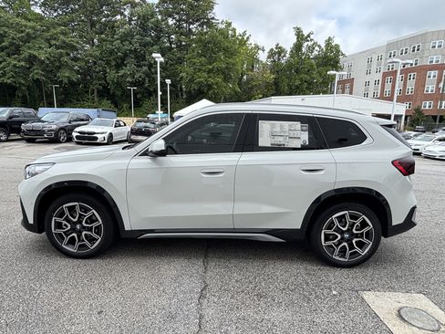 Used 2026 BMW X1 xDrive28i w/ Technology Package AWD/4WD image 2