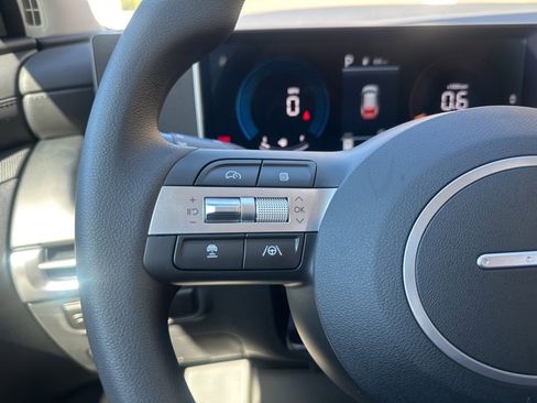 New 2026 Hyundai Tucson SE image 18