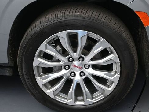 Used 2023 GMC Yukon Denali w/ Max Trailering Package image 5