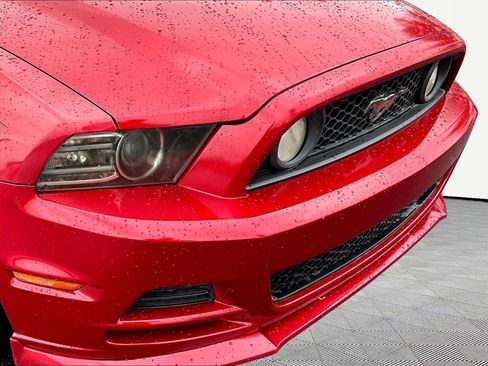 Used 2013 Ford Mustang GT Premium w/ Security Pkg RWD image 28