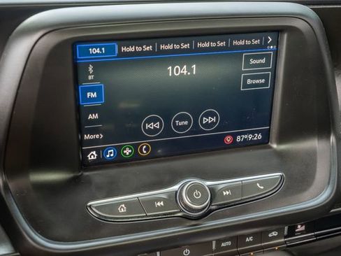 Used 2020 Chevrolet Camaro LT image 28