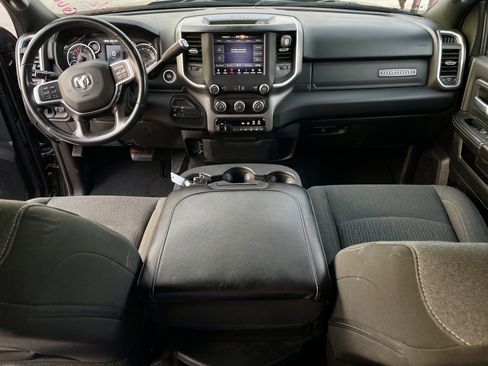 Used 2019 RAM 2500 Big Horn w/ Black Appearance Package image 24